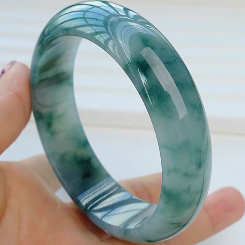 Ice Jadeite Bracelet from Myan - Bracelets review and price