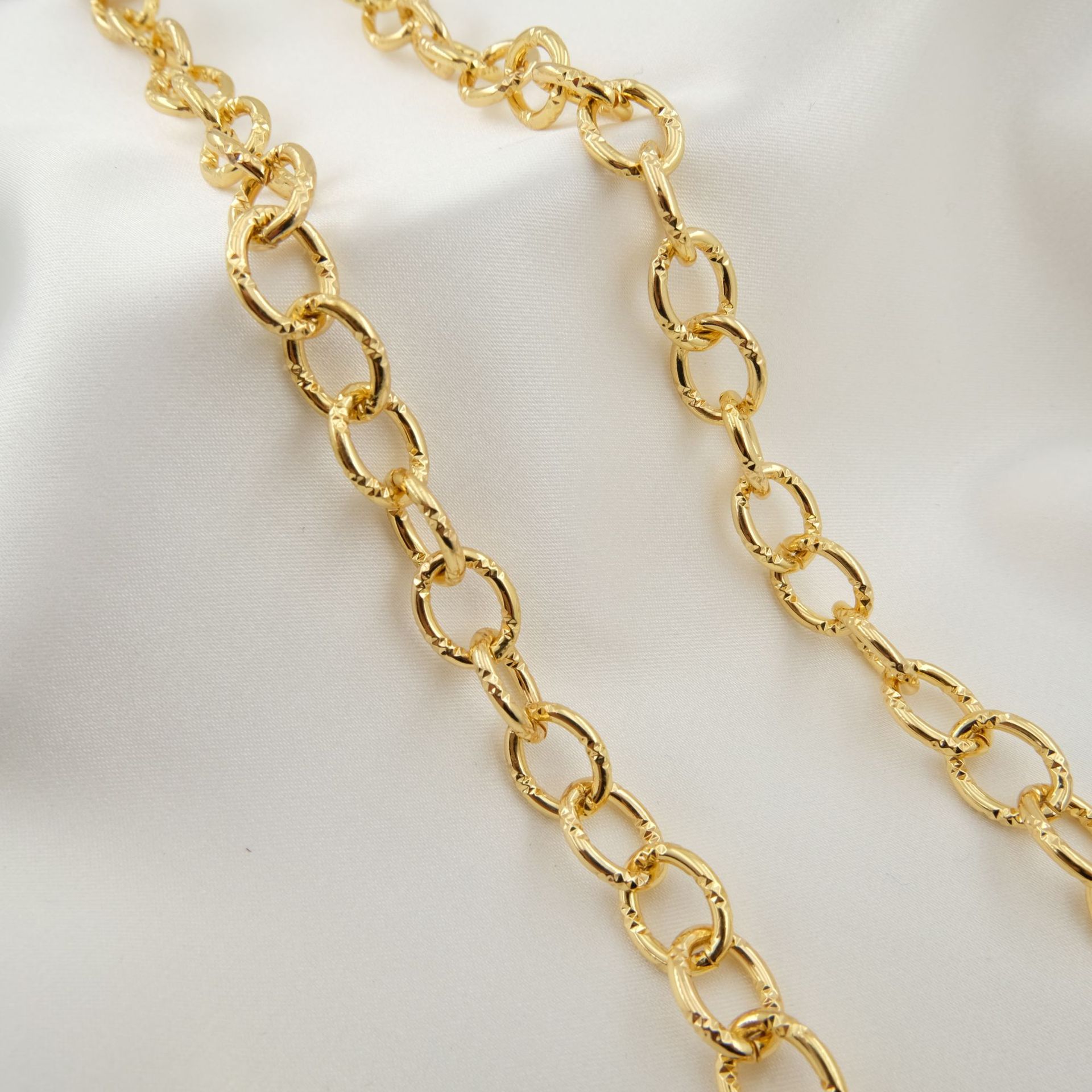 WT-BC199 18K Gold Plated Coppe - Cuban Link Chain 12Mm review and price